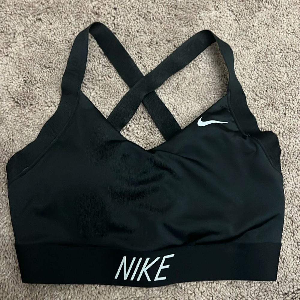 Black Nike sports bra size M